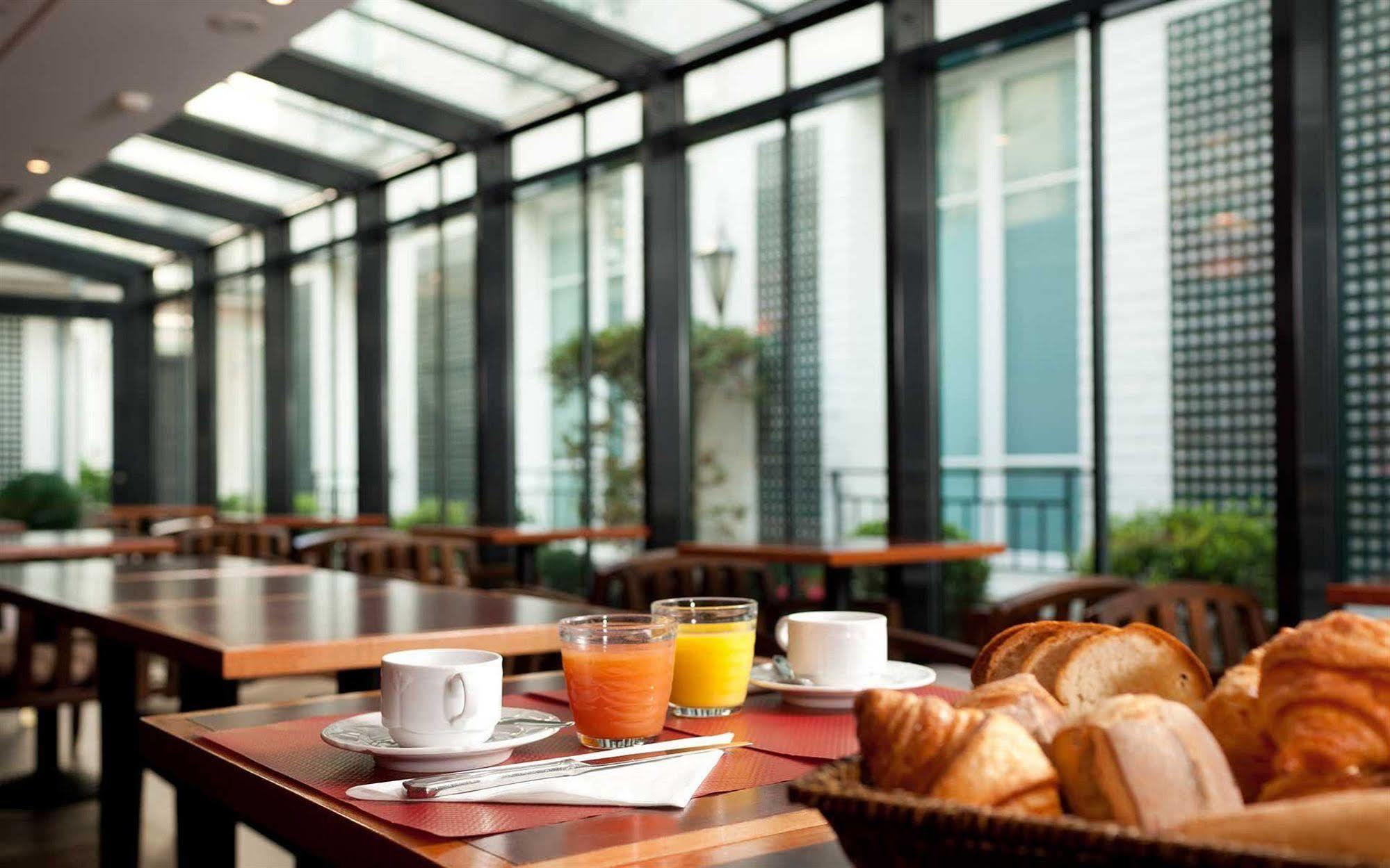 Hotel De La Jatte Neuilly-sur-Seine Restaurant photo